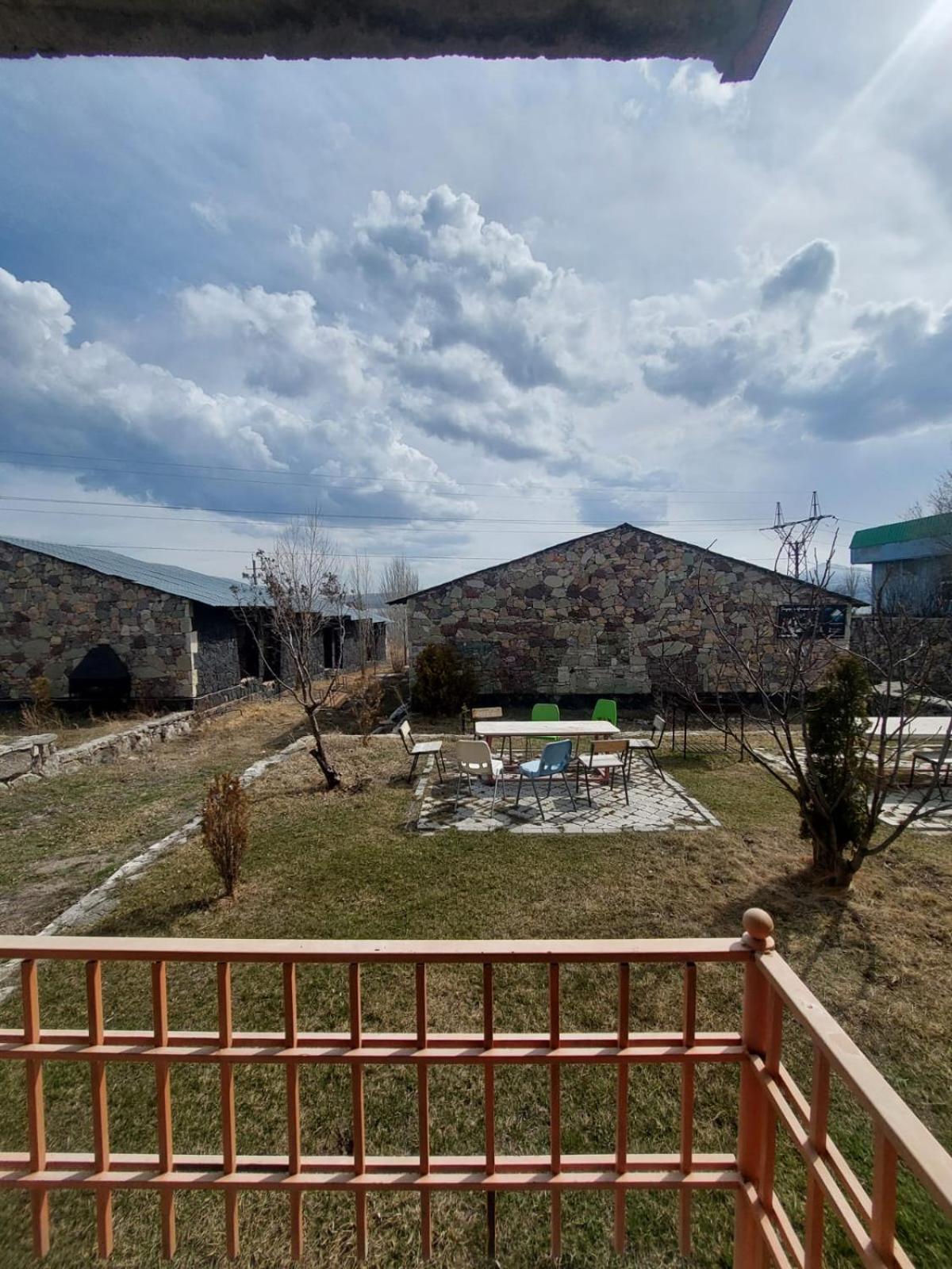 Hotel Maruna Sevan Exterior foto